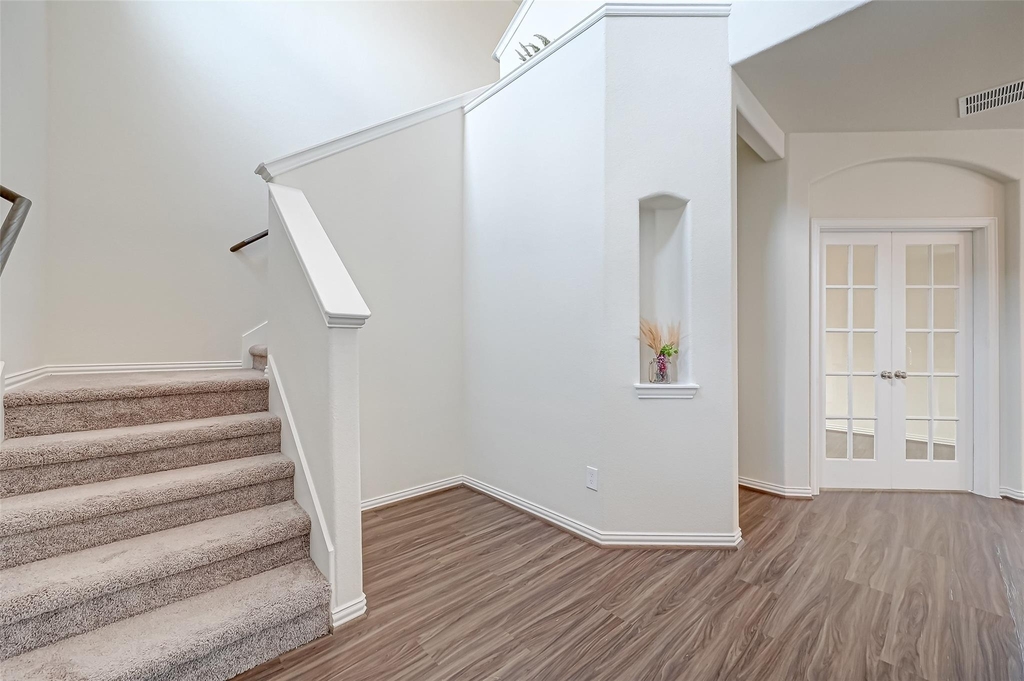 30822 Lake Spur Manor - Photo 7