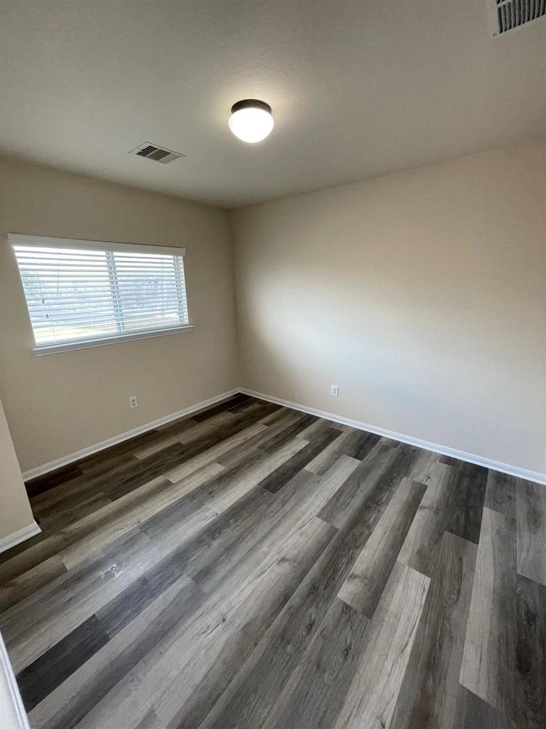 1755 Nichole Woods Drive - Photo 18