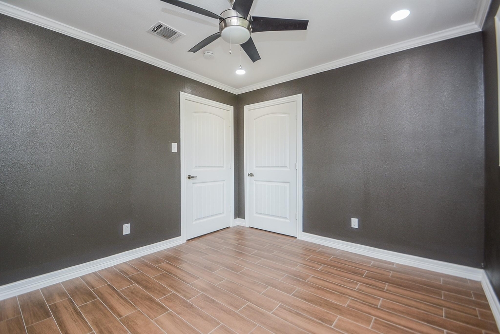 12315 Maxim Drive - Photo 38