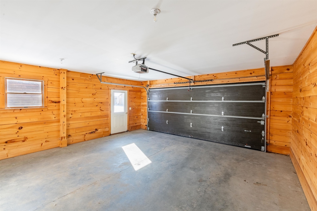181 Benton - Photo 14