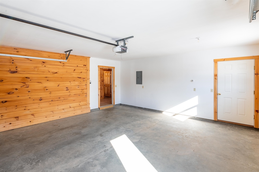181 Benton - Photo 13