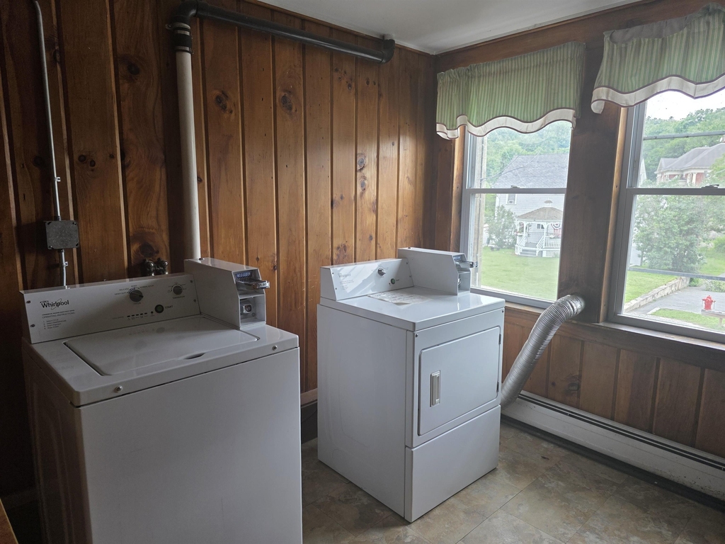 10 N. Main - Photo 3