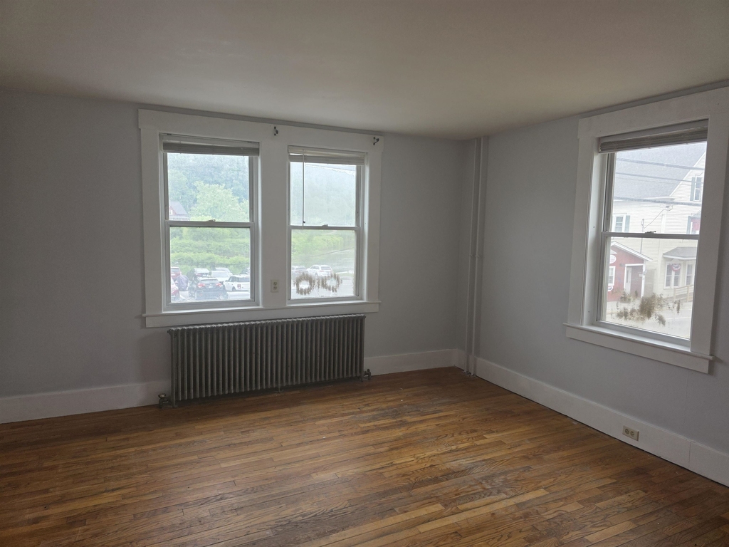 10 N. Main - Photo 9