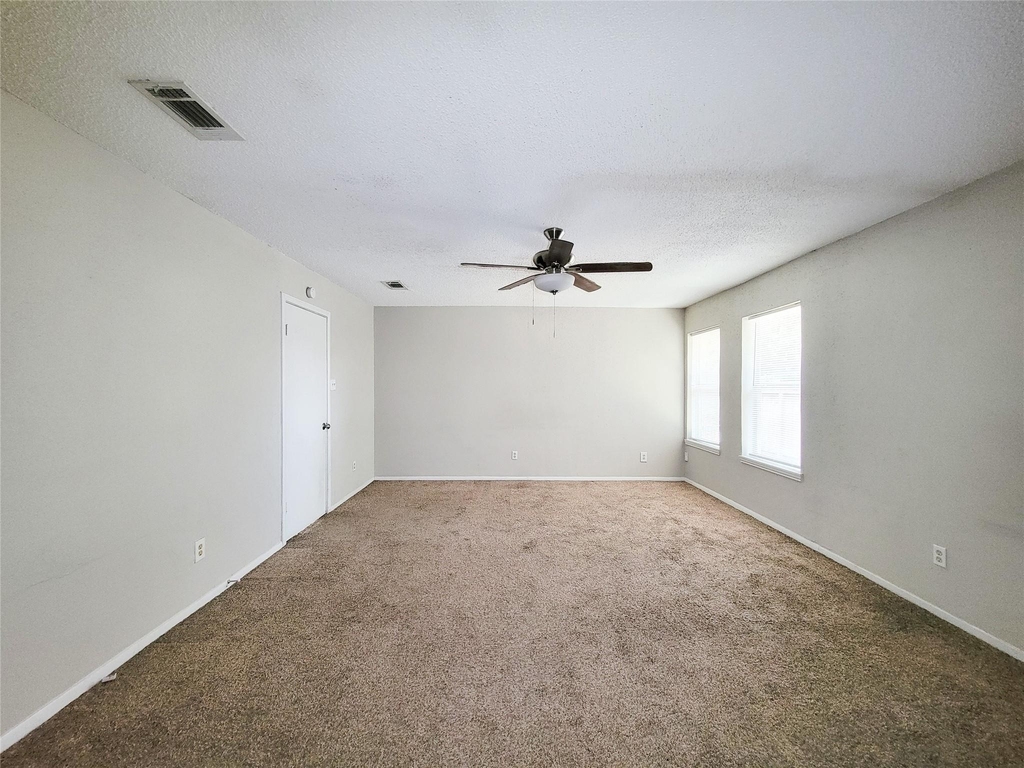 18402 Tall Cypress Drive - Photo 15