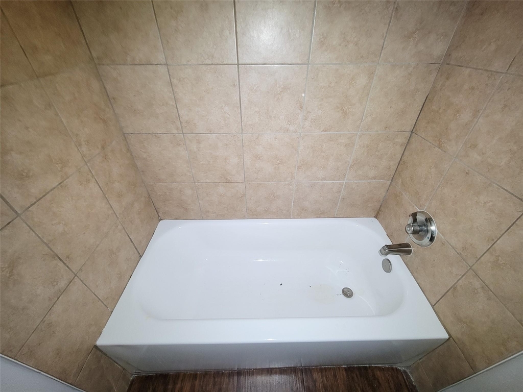 18402 Tall Cypress Drive - Photo 17