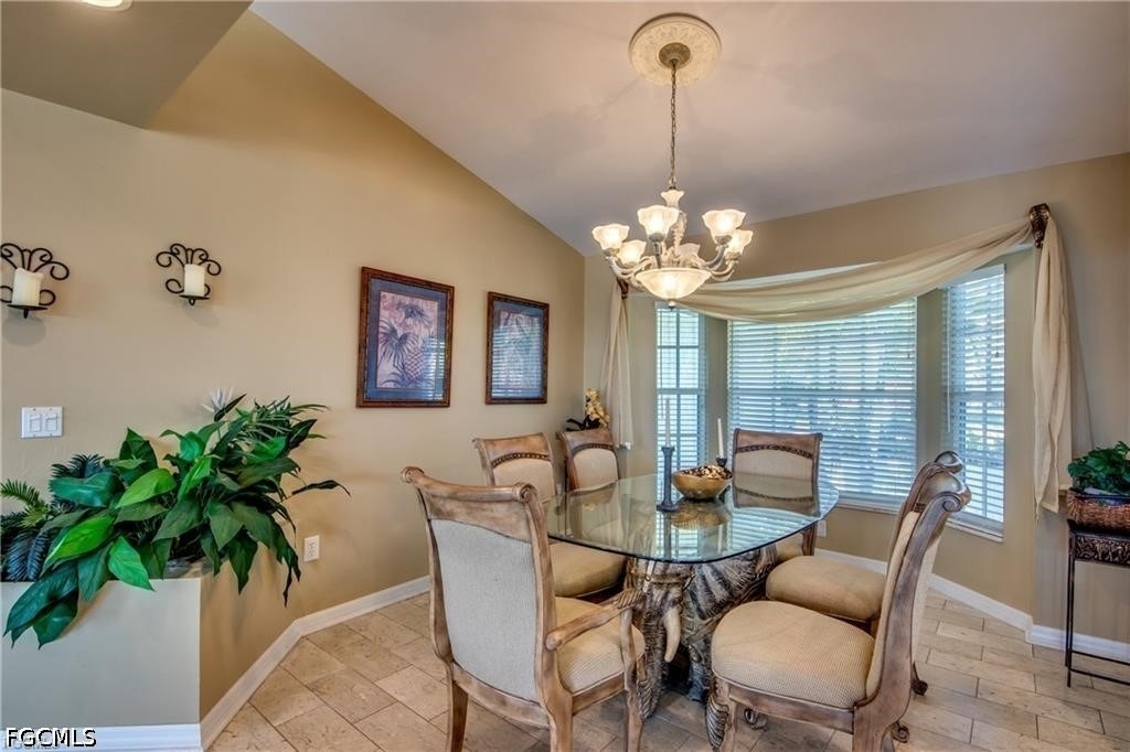 2720 Sw 51st Street - Photo 11