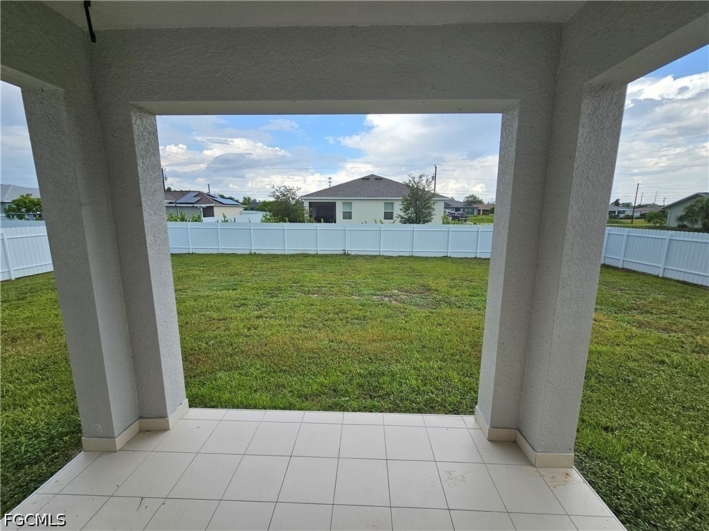 2523 Ne 6th Place - Photo 21