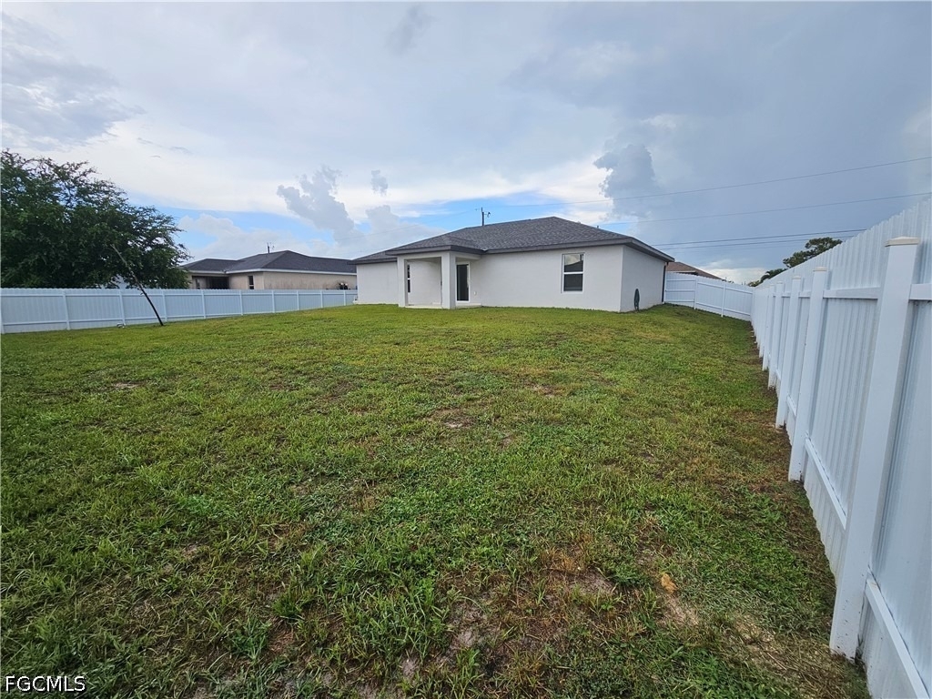 2523 Ne 6th Place - Photo 22