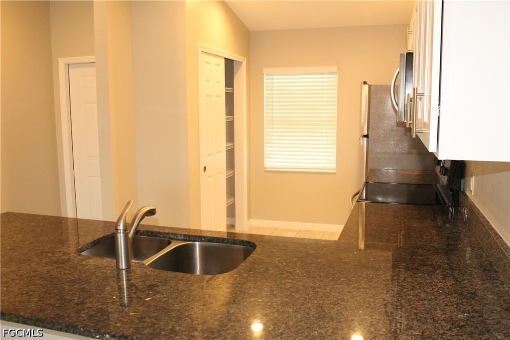 1110 Sw 47th Terrace - Photo 4