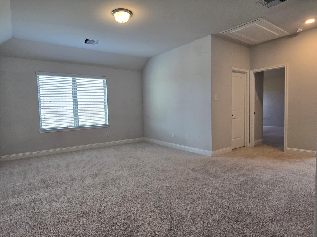 18938 Lynnwood Crest Drive - Photo 8