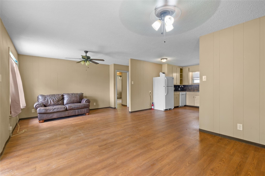 10973 Longstreet Road - Photo 7