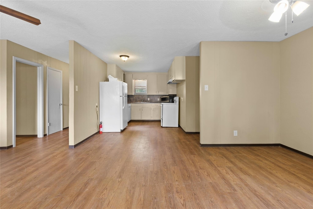 10973 Longstreet Road - Photo 8