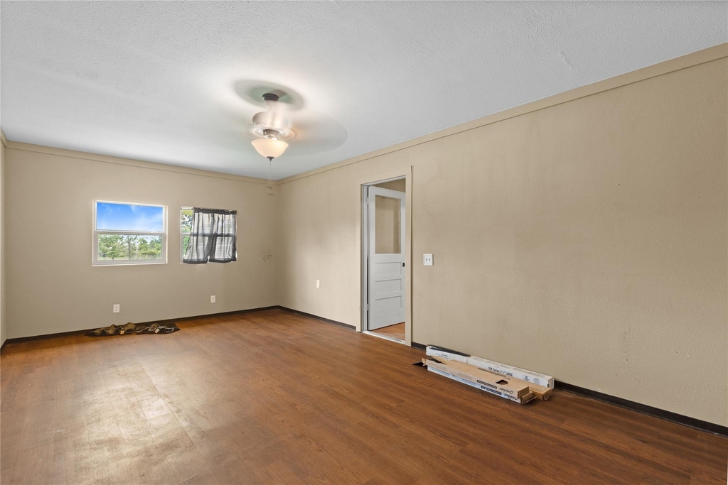 10973 Longstreet Road - Photo 17