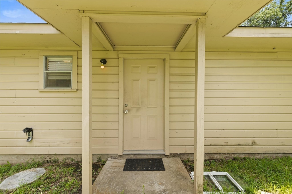 10973 Longstreet Road - Photo 21