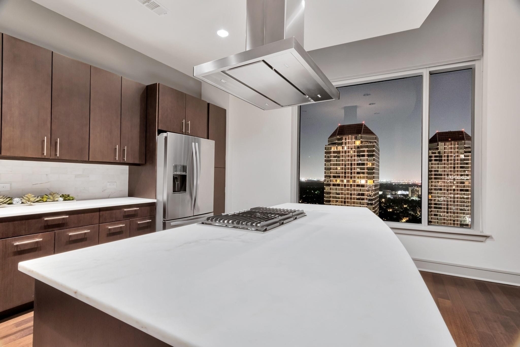 1750 Sky Lark Ln - Photo 4