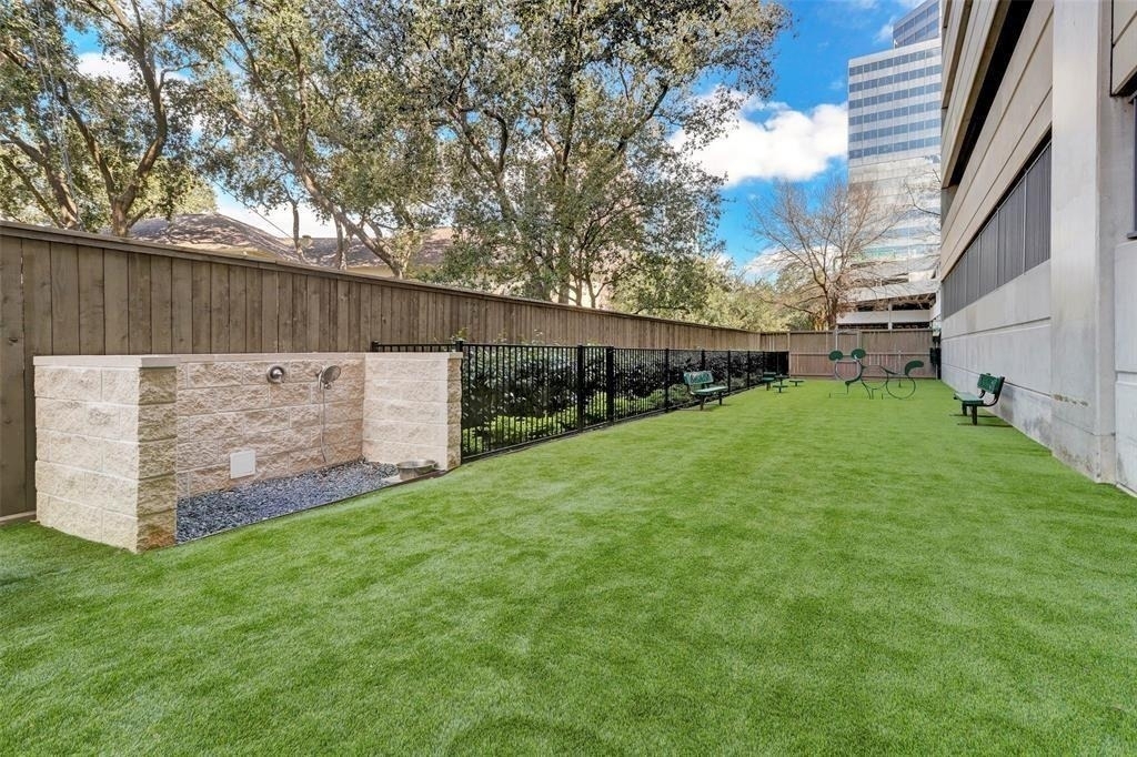 1901 Post Oak Boulevard - Photo 41