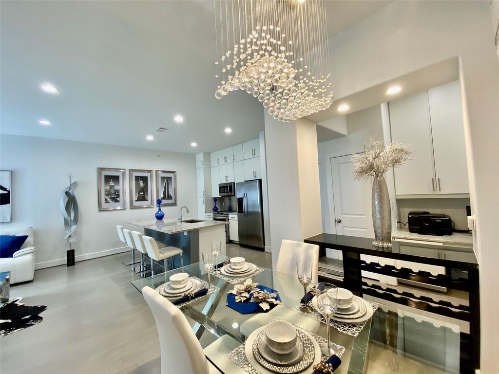 1901 Post Oak Boulevard - Photo 1