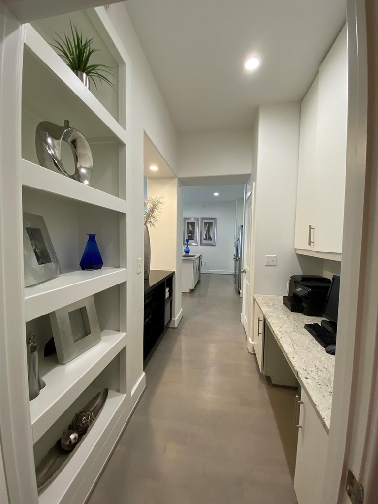 1901 Post Oak Boulevard - Photo 16