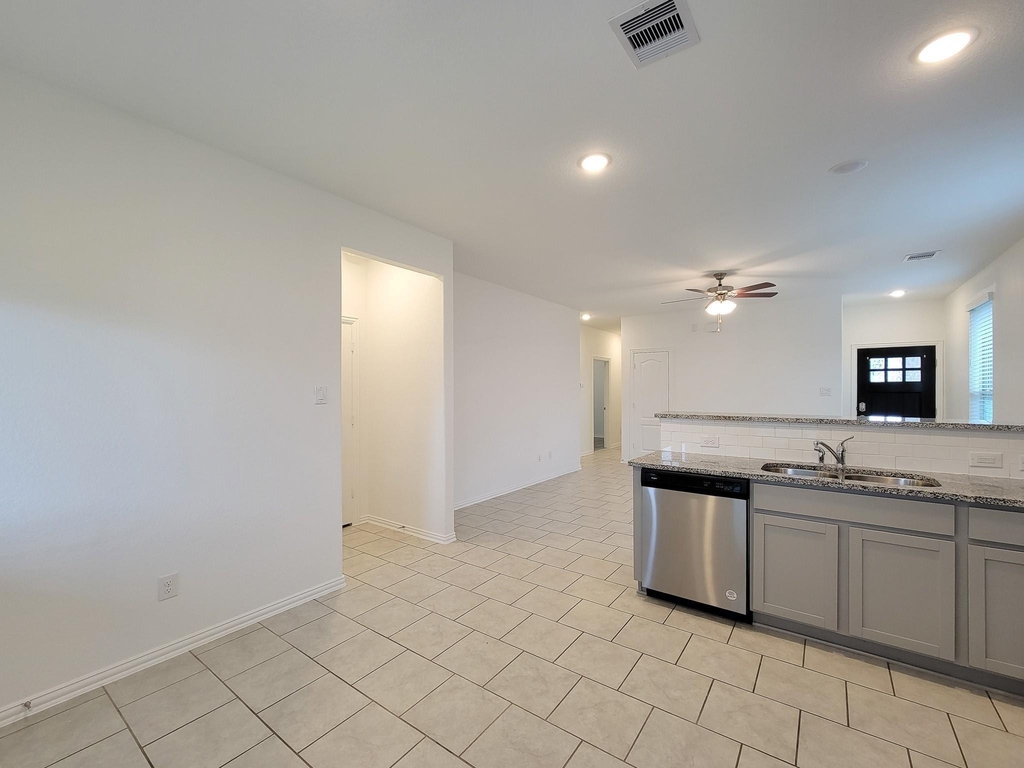 31351 Horseshoe Meadow Bend Lane - Photo 7