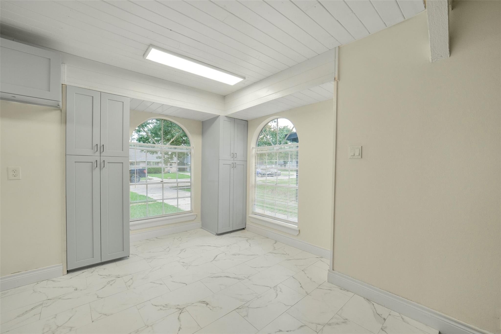 23122 Whispering Willow Drive - Photo 16