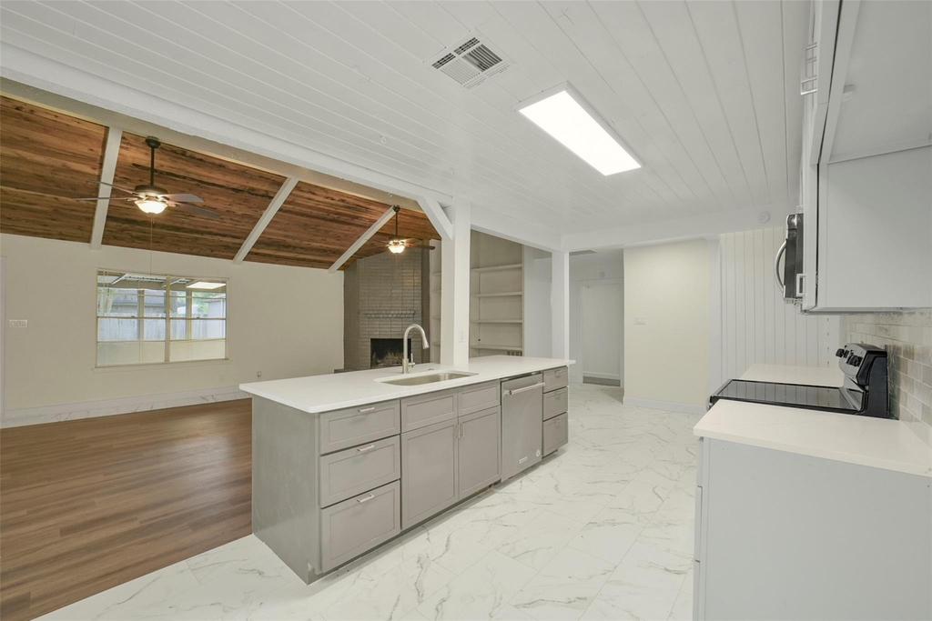 23122 Whispering Willow Drive - Photo 12