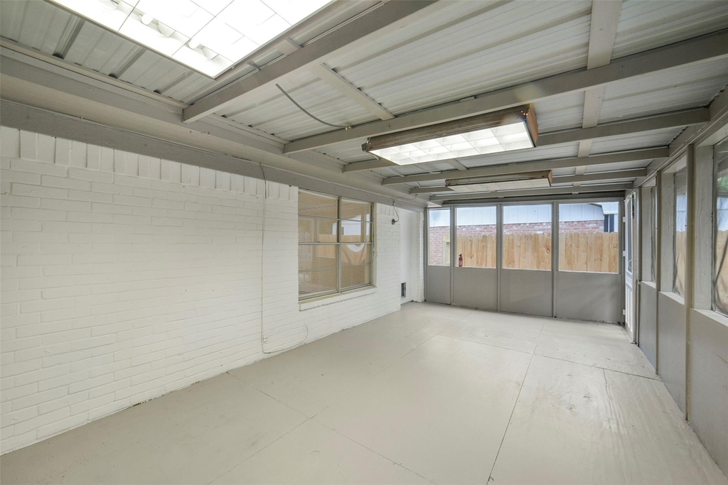 23122 Whispering Willow Drive - Photo 17