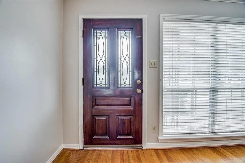 2322 Ansbury Drive - Photo 2
