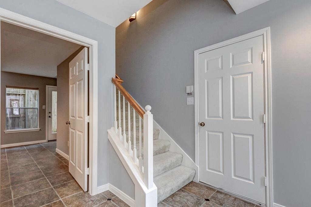 2649 Helena Street - Photo 3