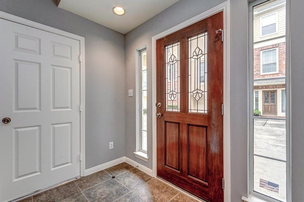 2649 Helena Street - Photo 2