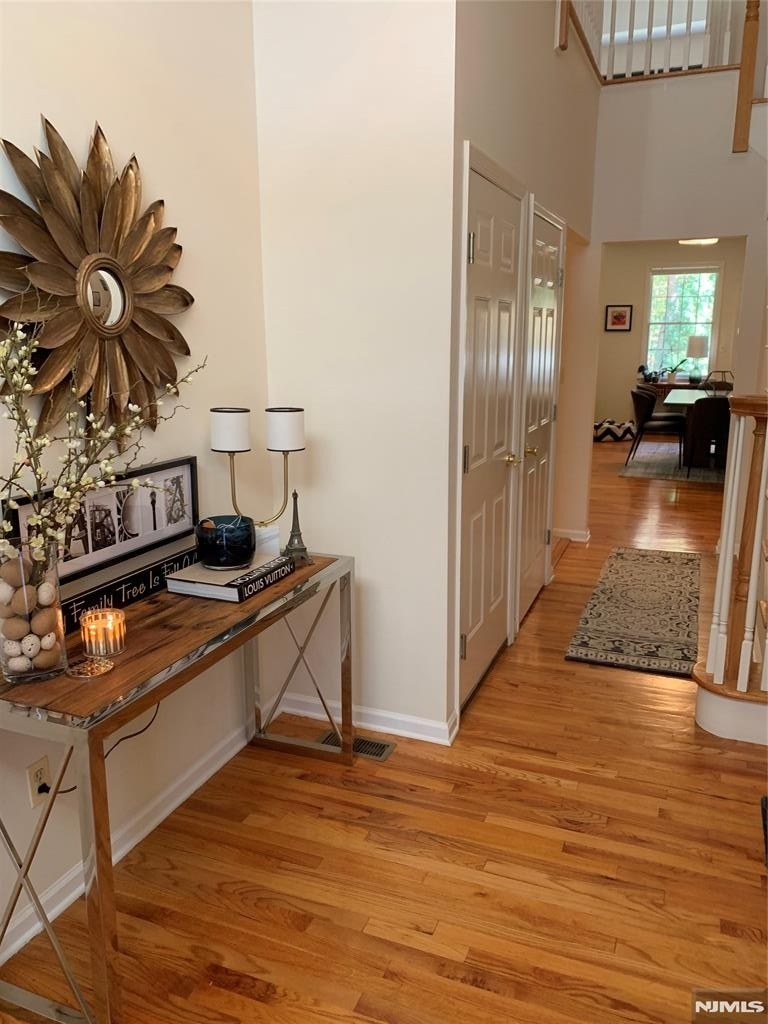 120 Greenway - Photo 1