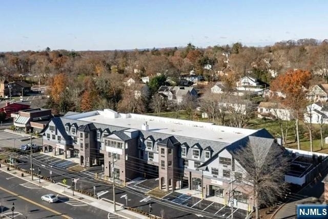455 Livingston - Photo 4