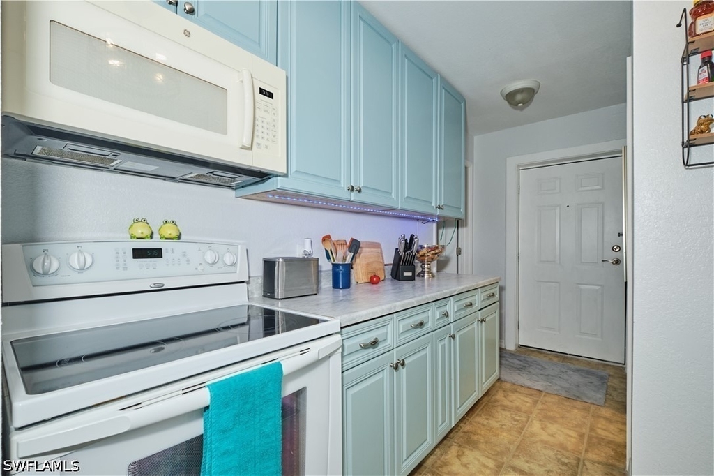 16820 Banyon - Photo 6