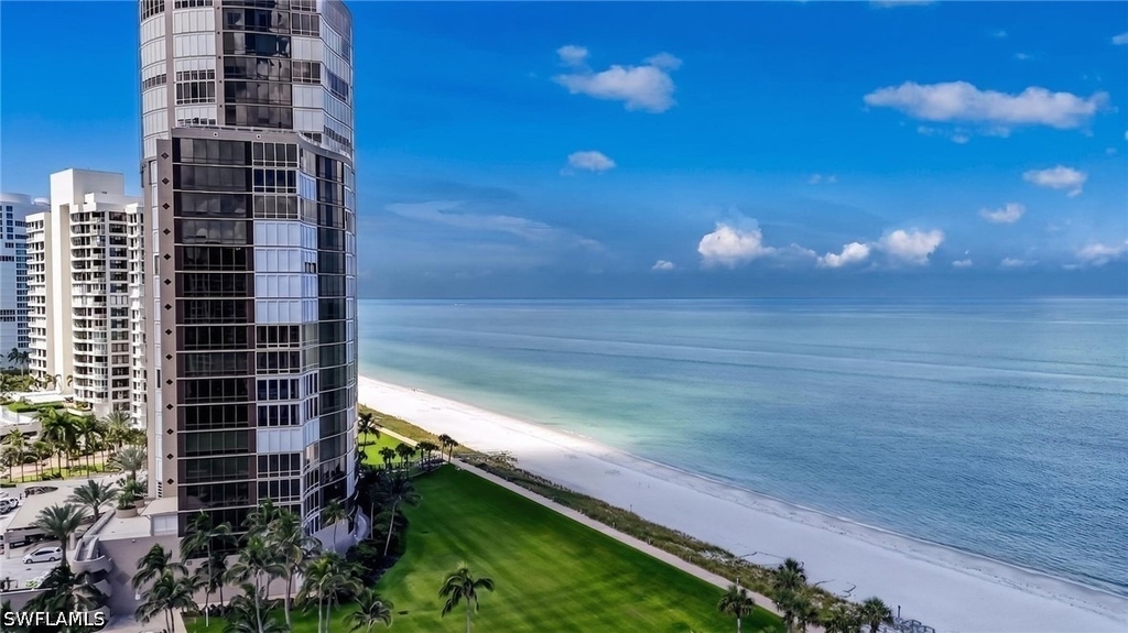 4451 Gulf Shore Boulevard N - Photo 45