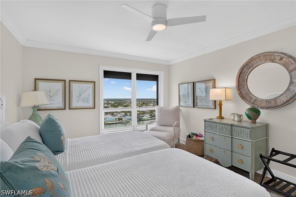 4451 Gulf Shore Boulevard N - Photo 16