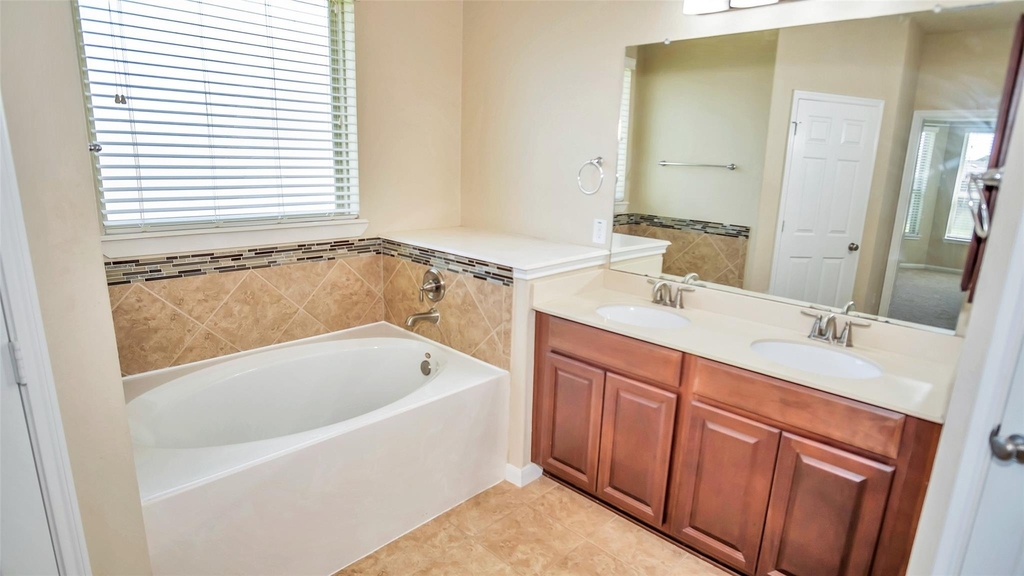 18910 Alta Pine Lane - Photo 13