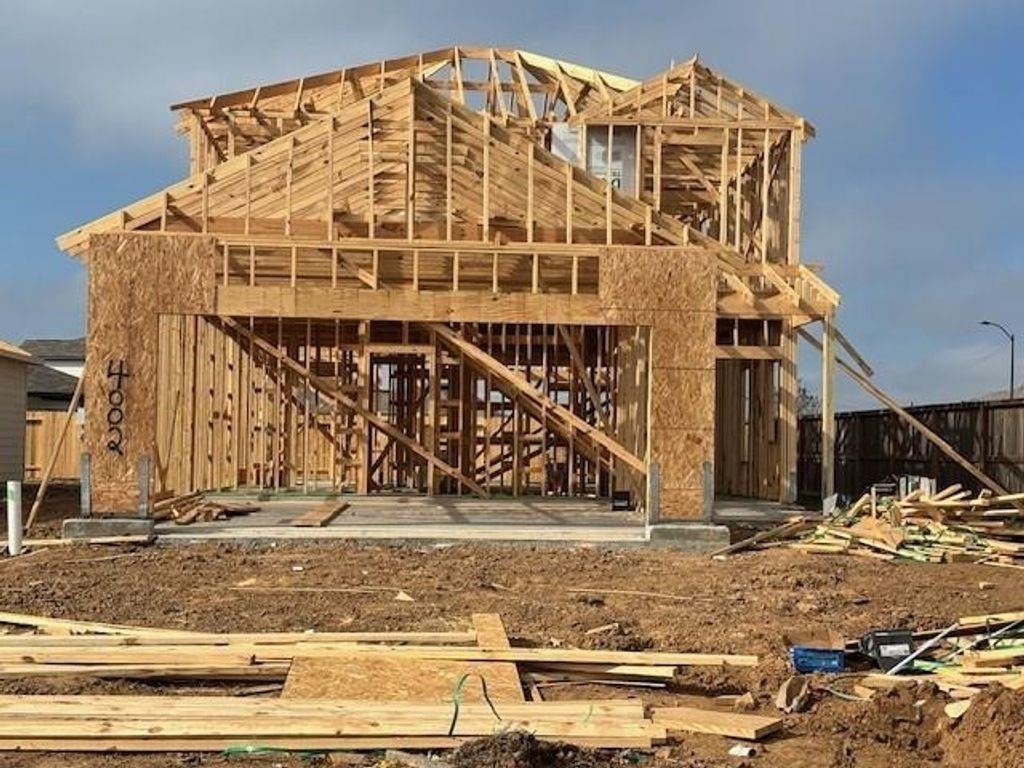 4002 Windy Whisper Drive - Photo 1