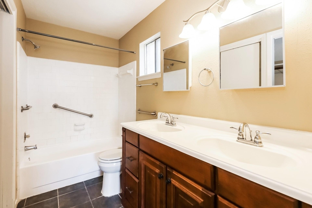 13427 Boonway Drive - Photo 9