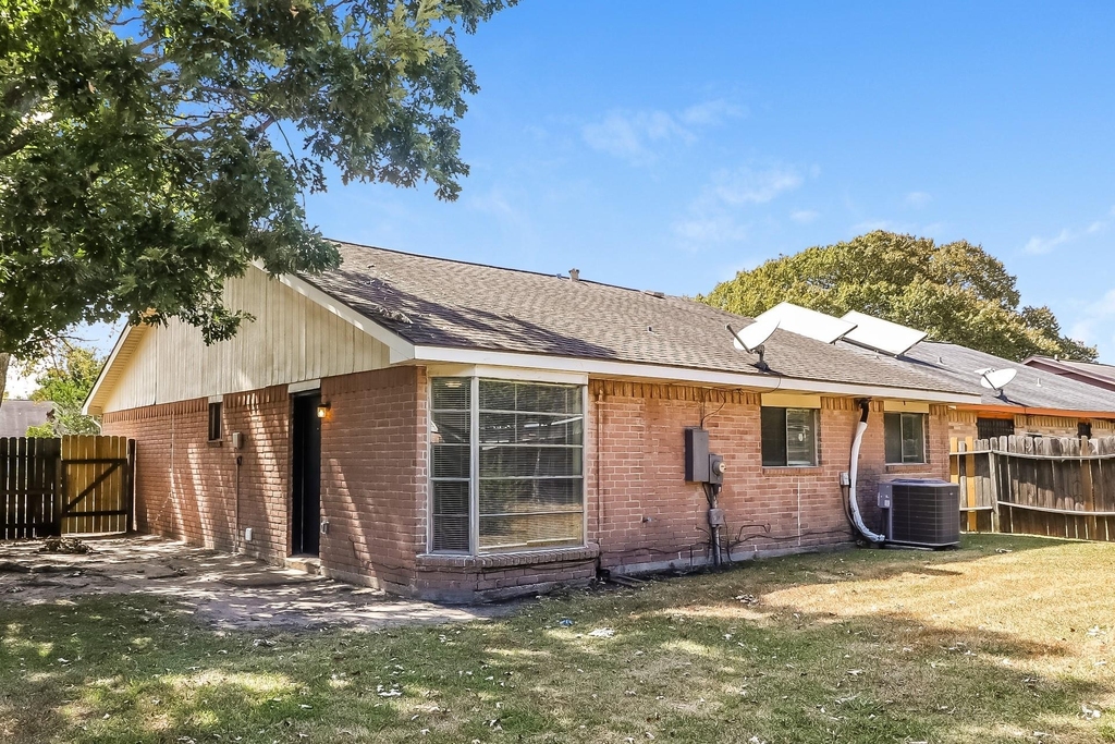 13427 Boonway Drive - Photo 13