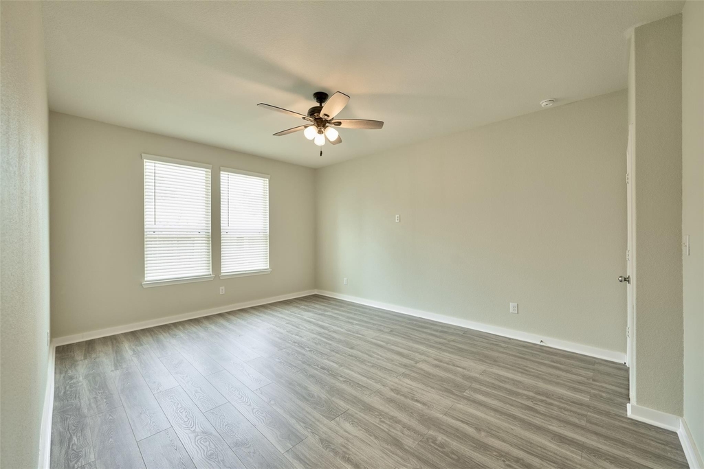 2214 Timberland Country Court - Photo 32