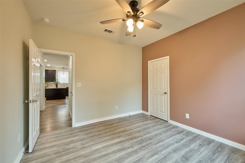 2214 Timberland Country Court - Photo 40
