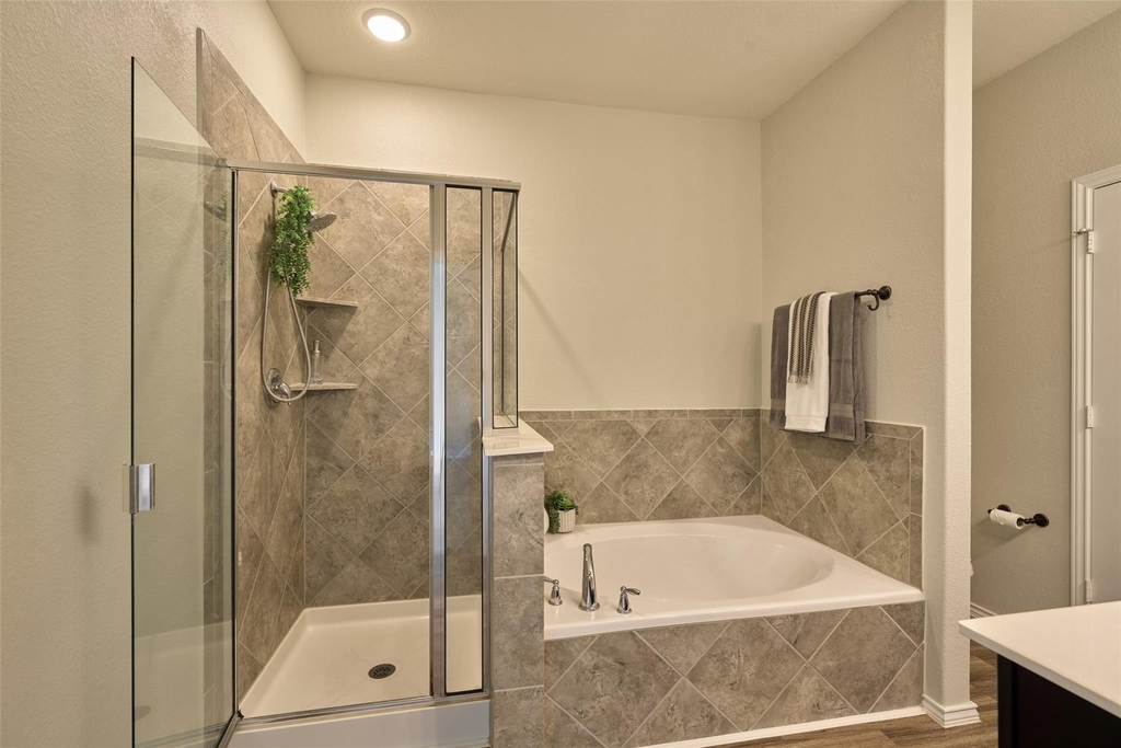 2214 Timberland Country Court - Photo 33