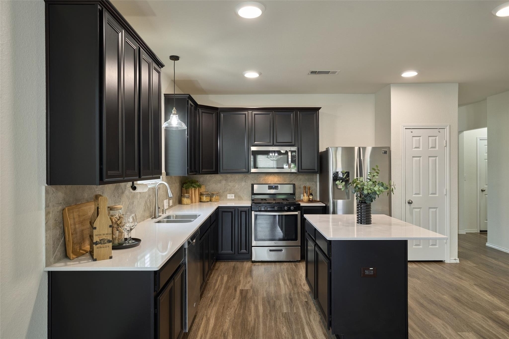 2214 Timberland Country Court - Photo 16