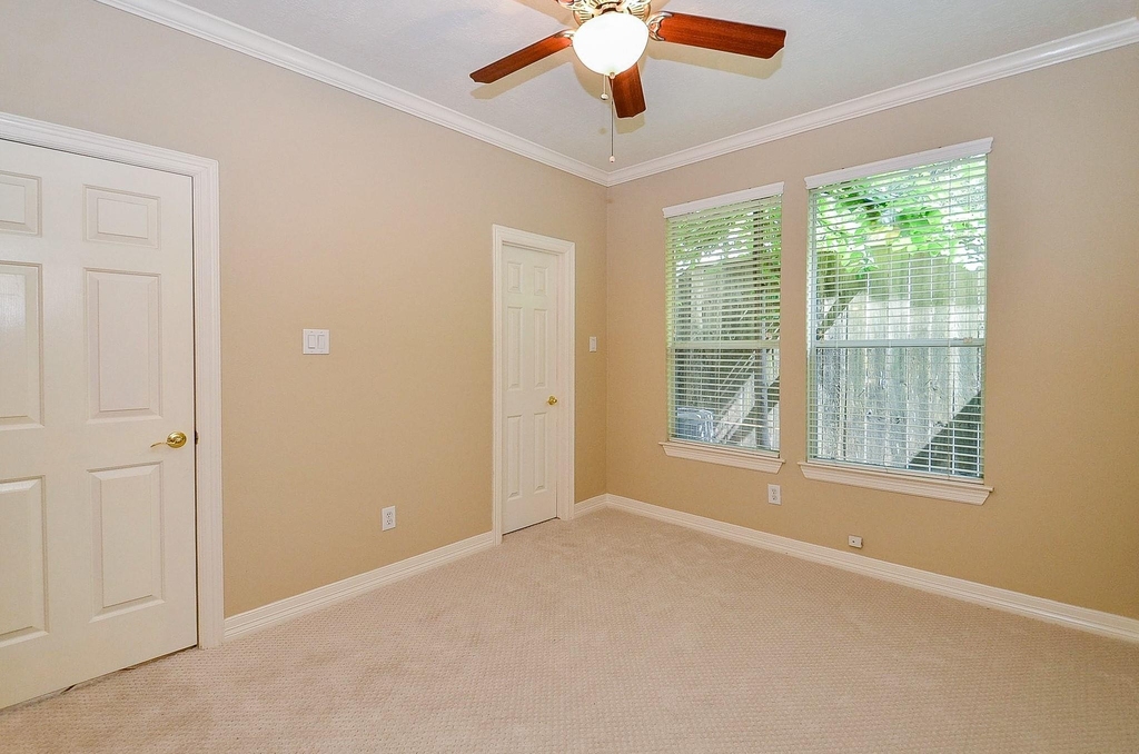 5208 Blossom Street - Photo 4