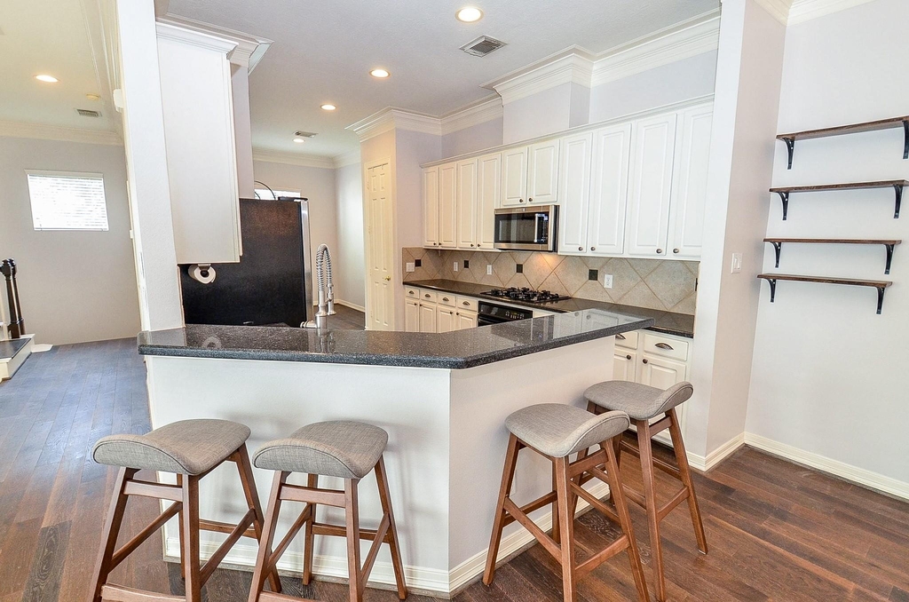 5208 Blossom Street - Photo 11