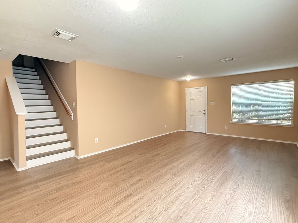 2623 Marble Manor - Photo 4