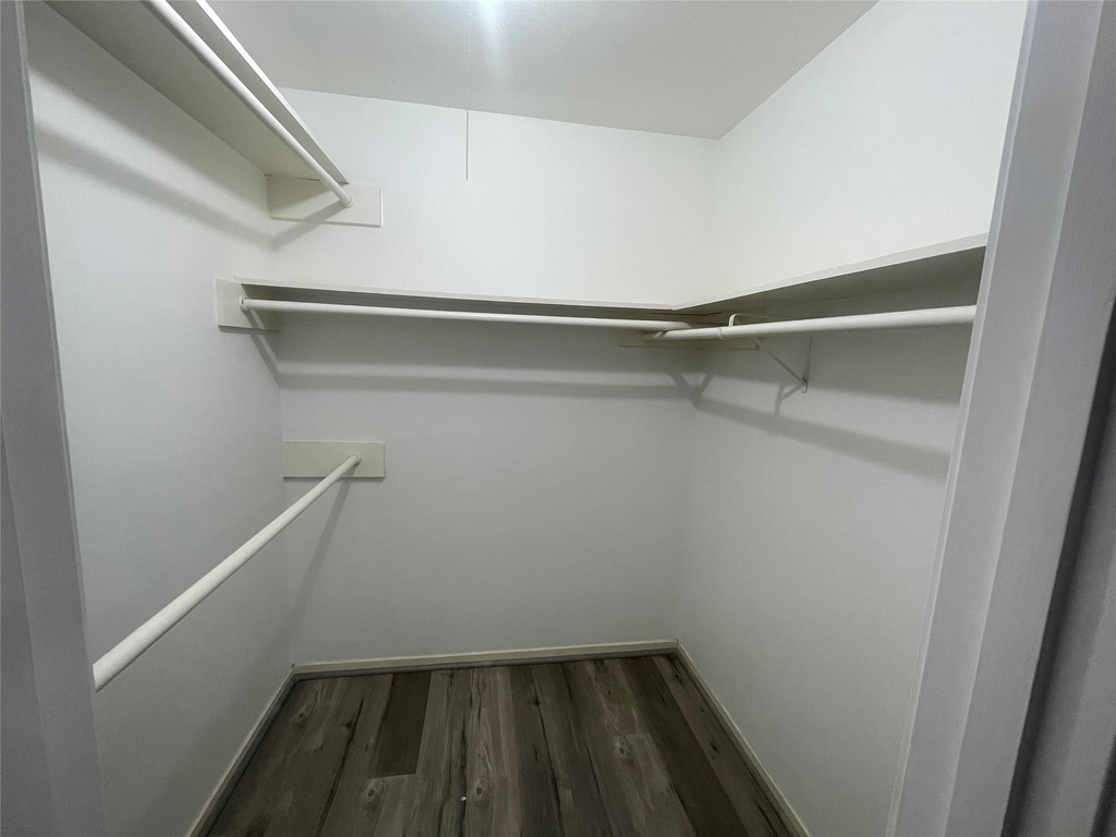 5550 N Braeswood Boulevard - Photo 2