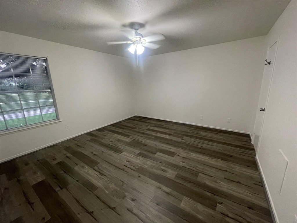 5550 N Braeswood Boulevard - Photo 1