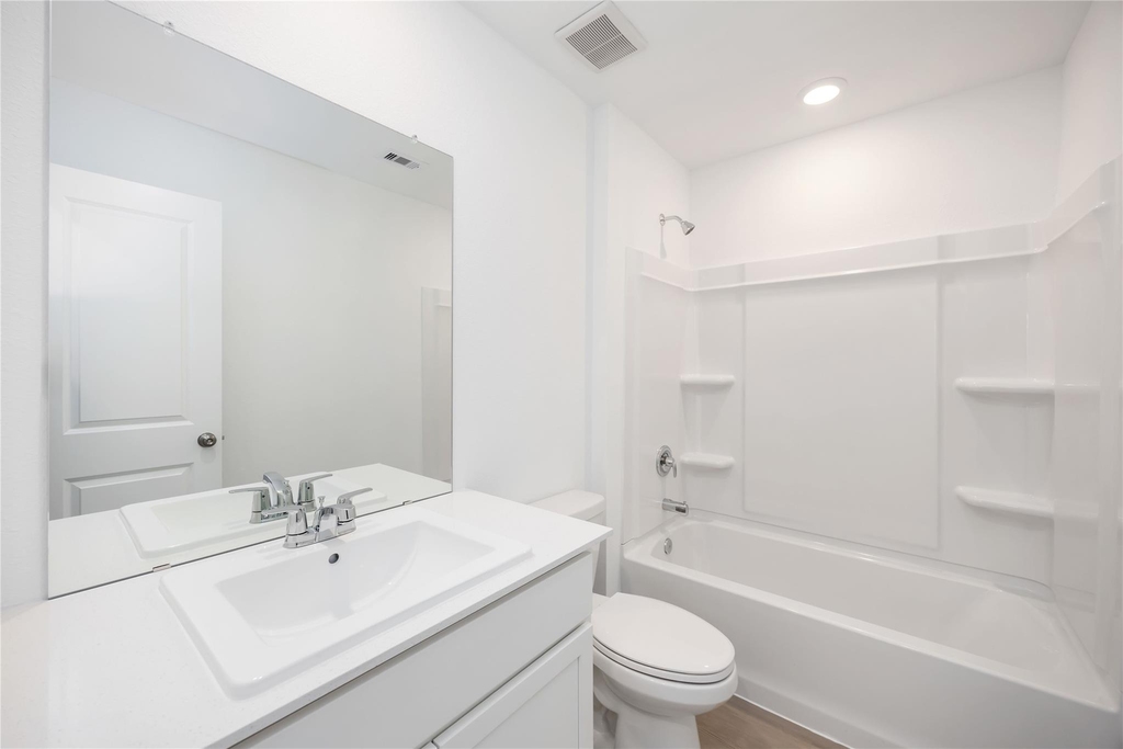 4930 Valencia Forest - Photo 17