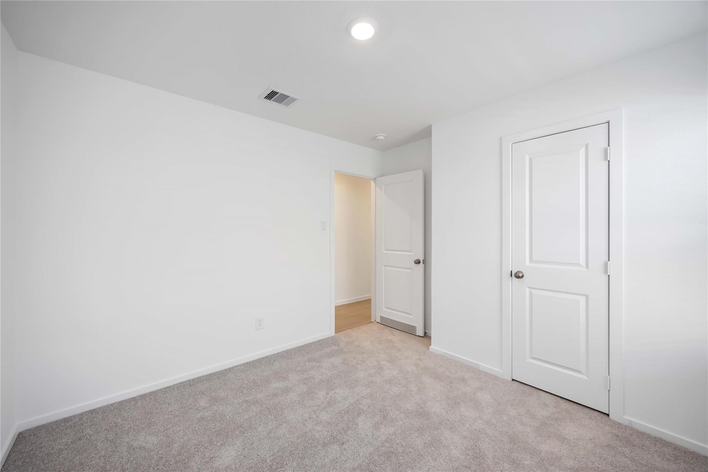 4930 Valencia Forest - Photo 16