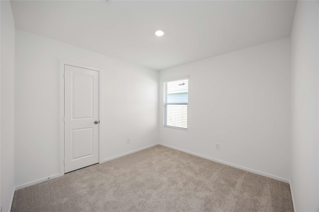 4930 Valencia Forest - Photo 13
